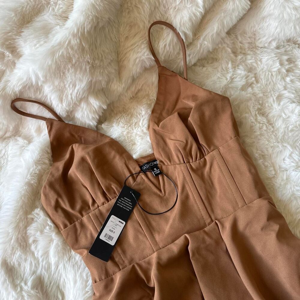 Fashion-nova Women's Brown and Tan Dress - Picture 2 of 5